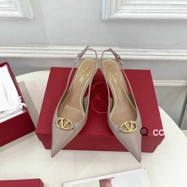 Picture of Valentino Shoes _SKUValentinosz35-406CMXC050320246